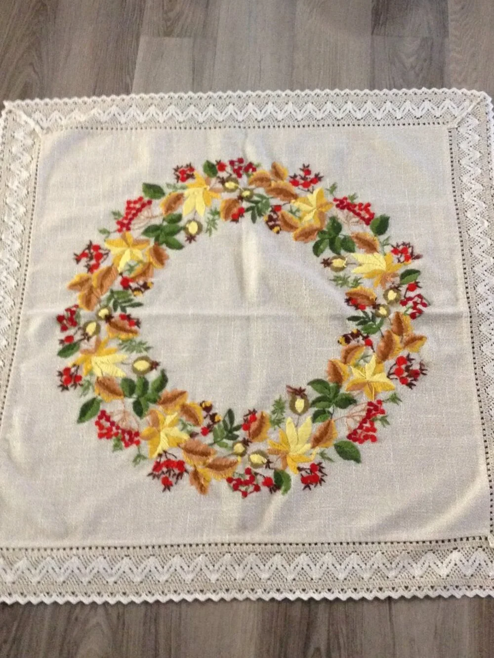 VTG 60-70's Hand Embroidered Linen Table Cloth Autumn Thanksgiving Crochet Lace